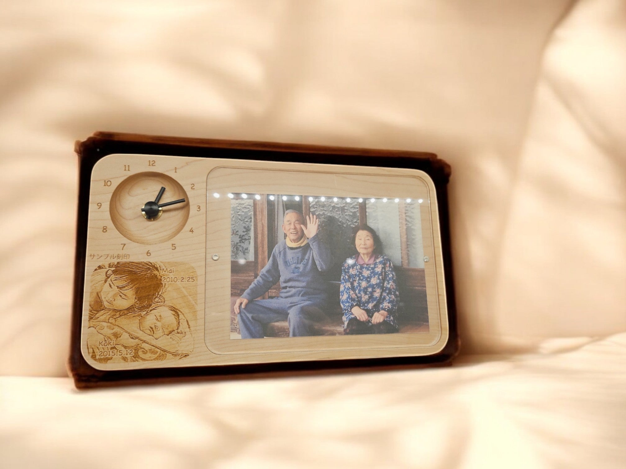 PhotoStand Clock [Custom Engraving Included]