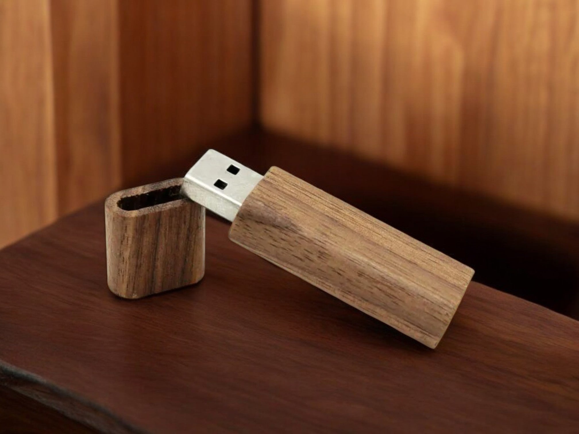 MOKU Bamboo USB Drive (16GB to 64GB)  [Custom Engraving Included]