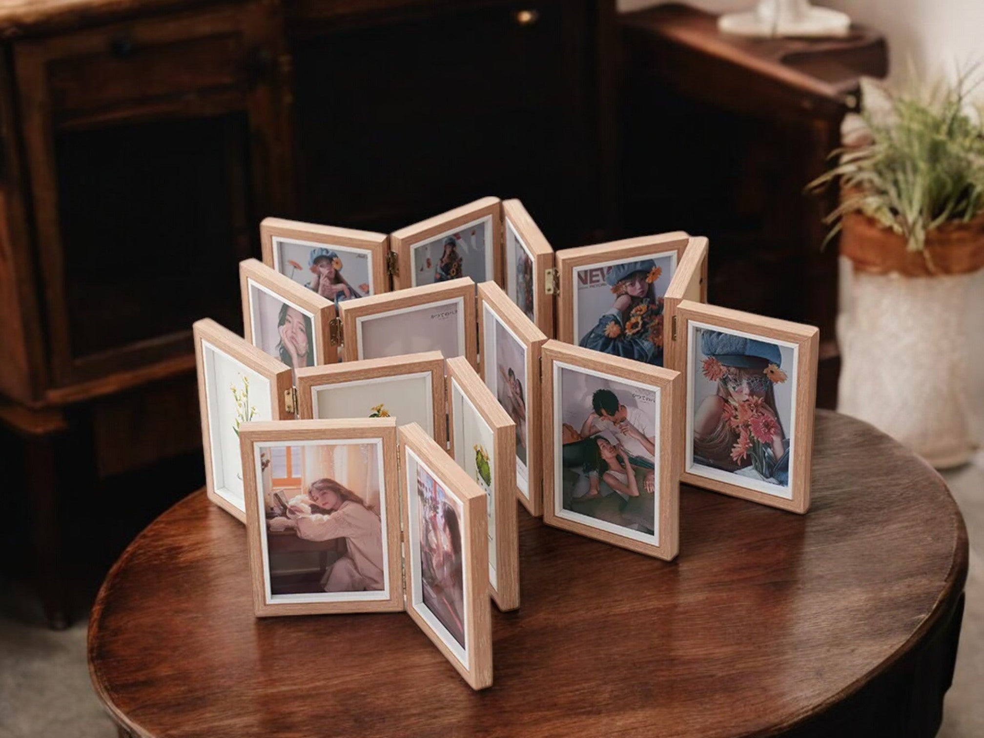 MOKU Folding Wood Photo Frame