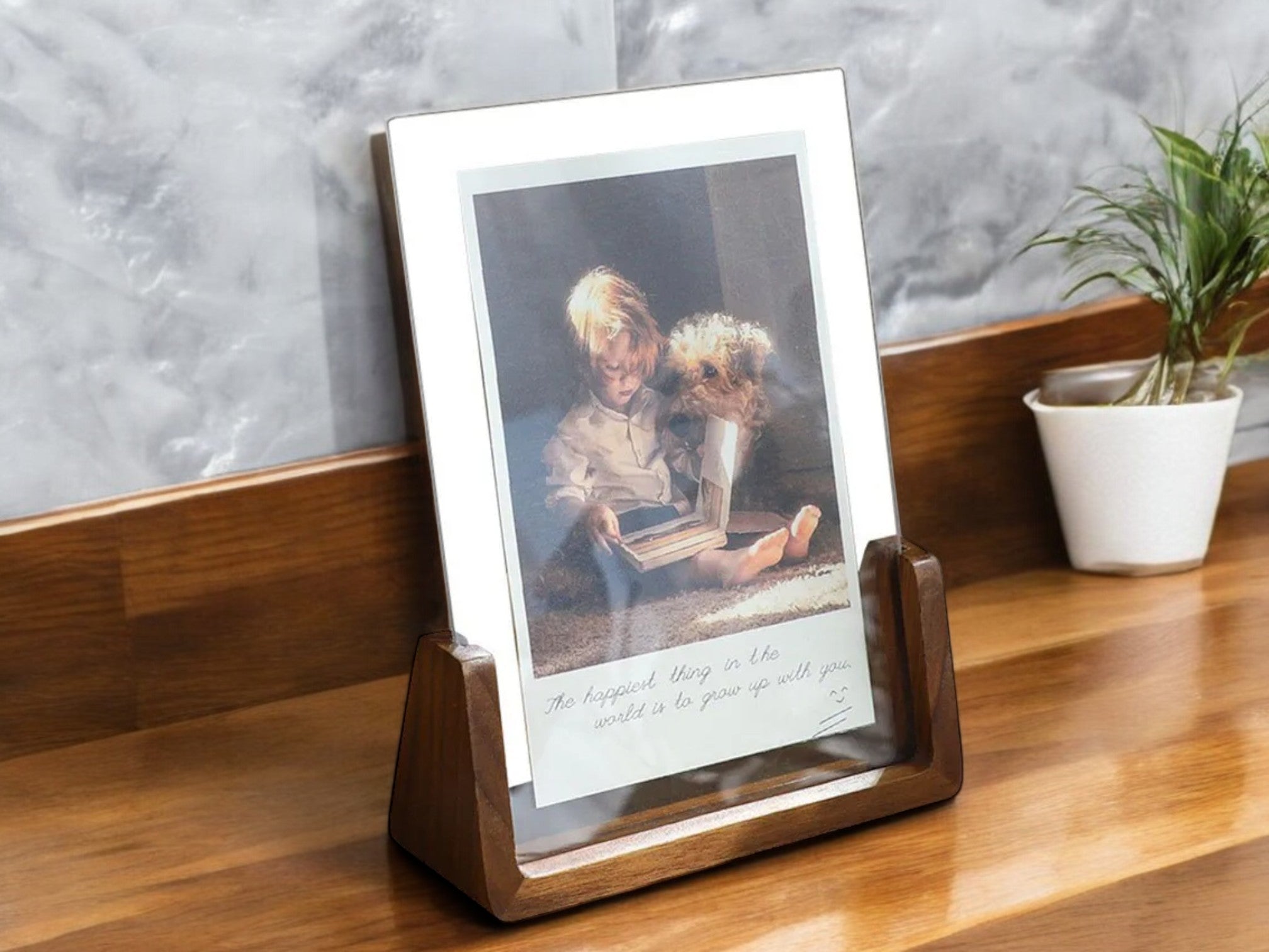 U-Shape Acrylic Wooden Photo Frame Set