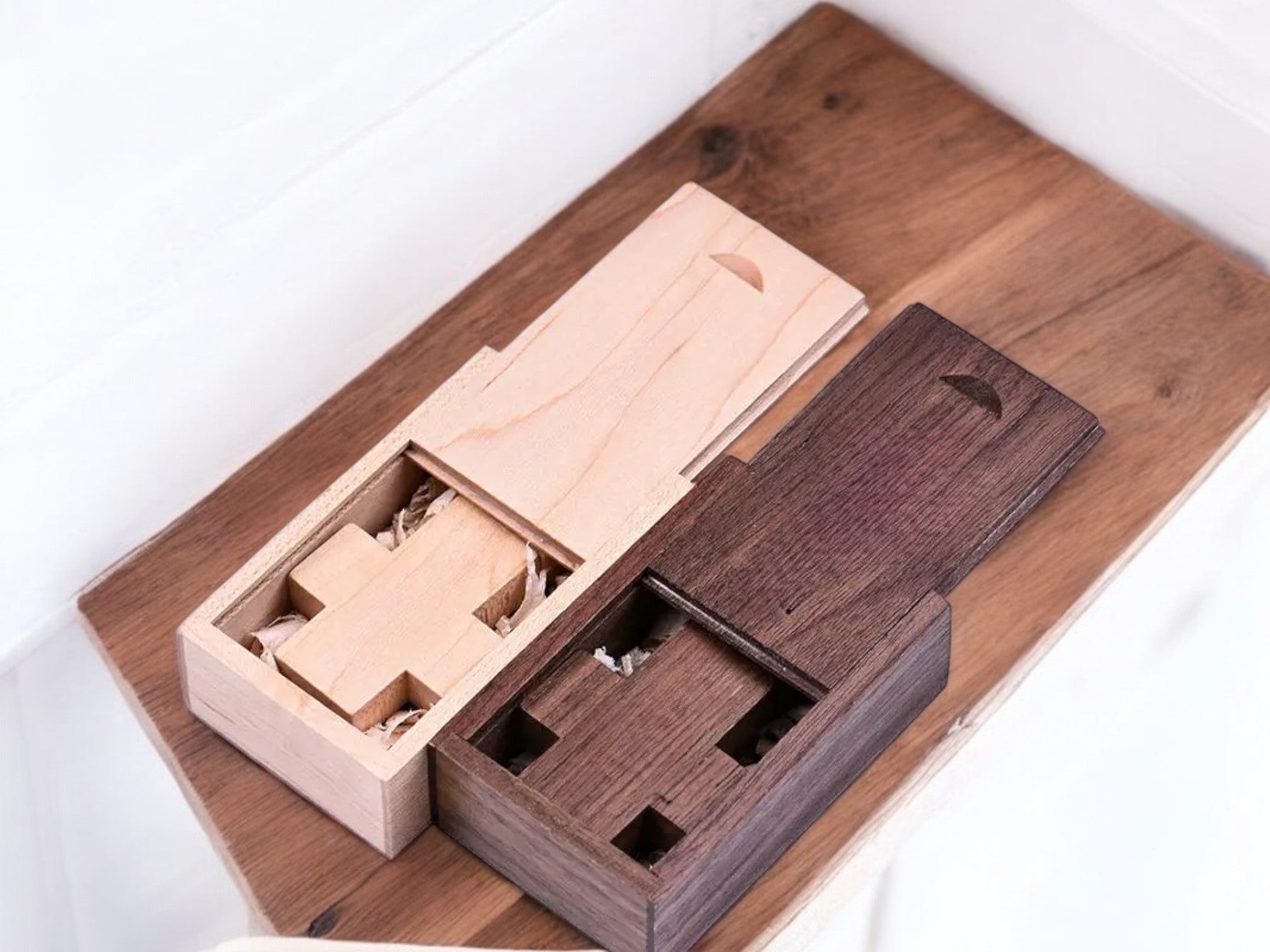 Wooden Cross USB – Walnut / Maple Memory Stick (64GB, 128GB) with Gift Box